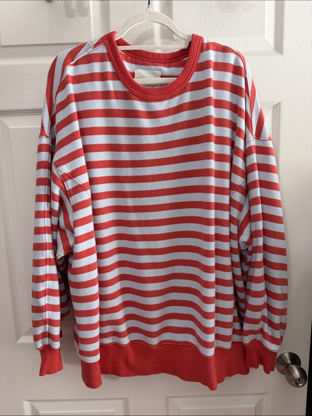 aerie coral and pale blue Striped Crewneck size xl